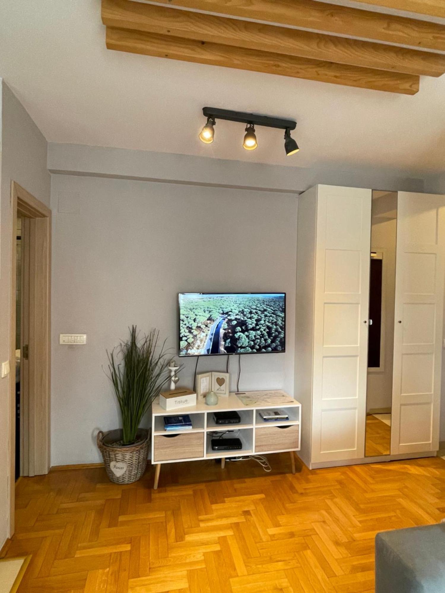 Apartment Cerska Mrb Belgrade Exterior photo